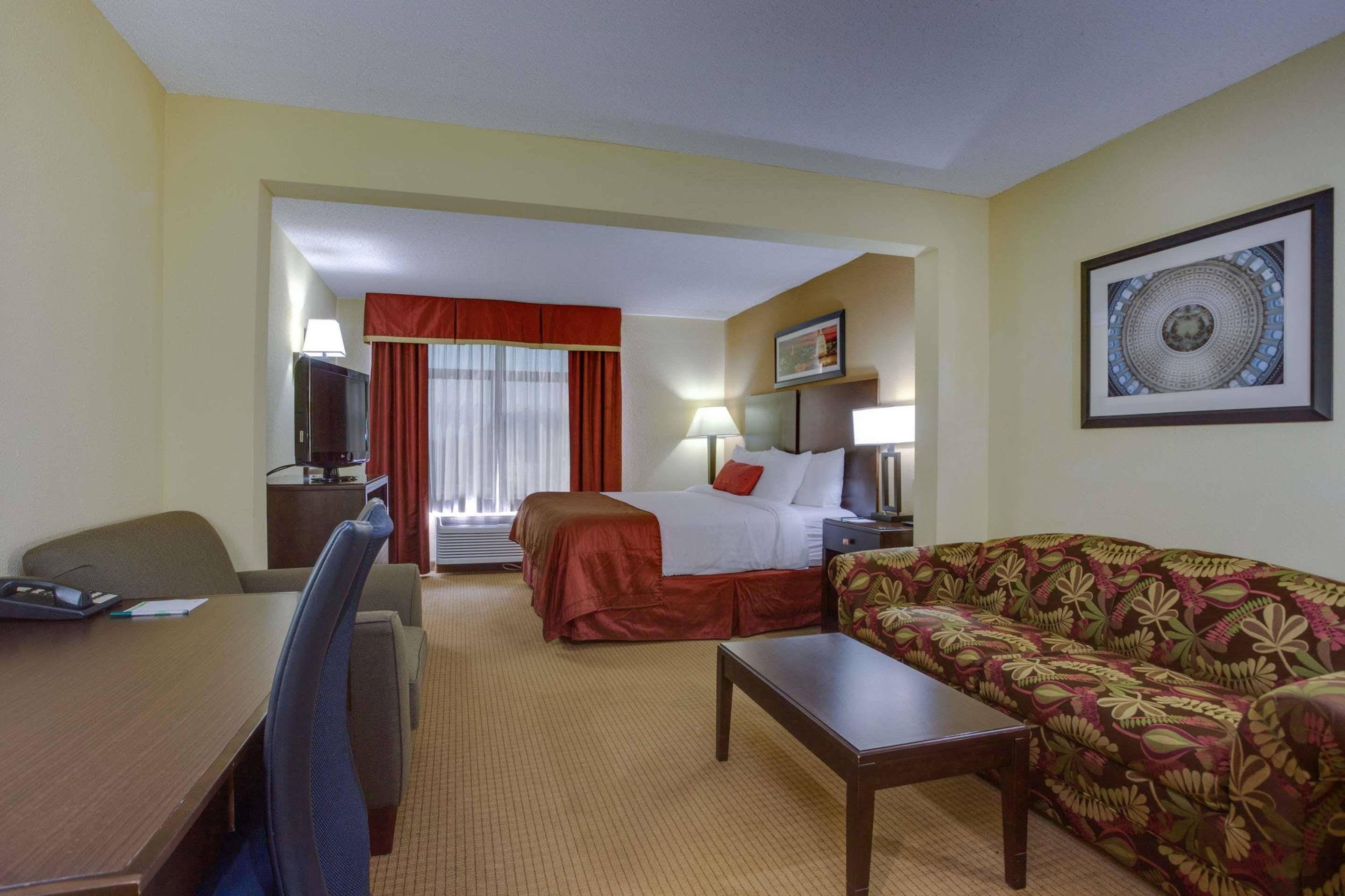 Wingate By Wyndham - Dulles International Hotel 3*